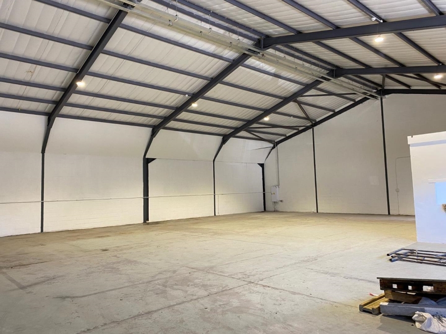 To Let Commercial Property for Rent in Retreat Western Cape